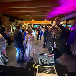 DJ na svadbu Malý Slavkov